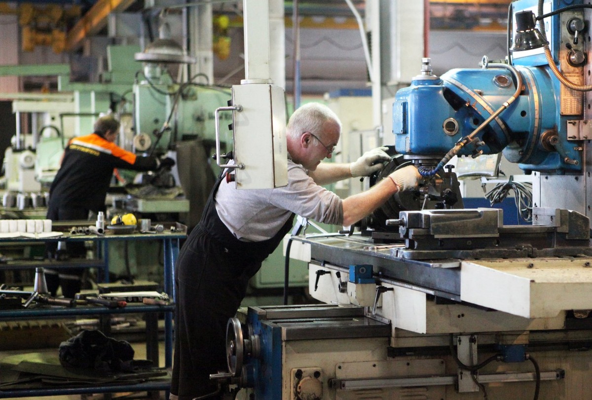    Названы самые дорогие вахтовые вакансии в Югре