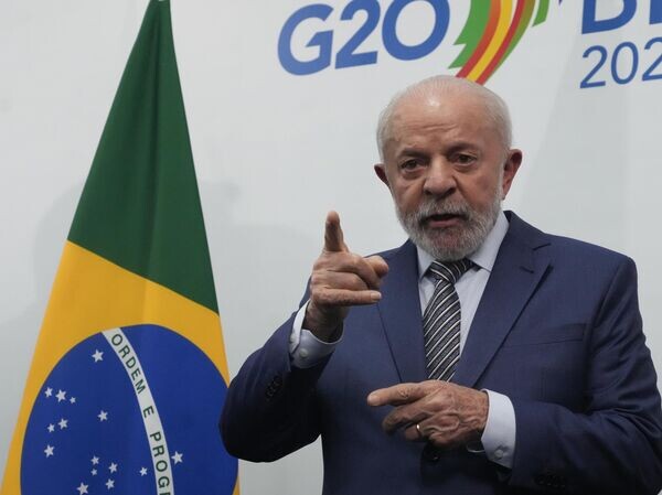    © AP Photo / Eraldo Peres