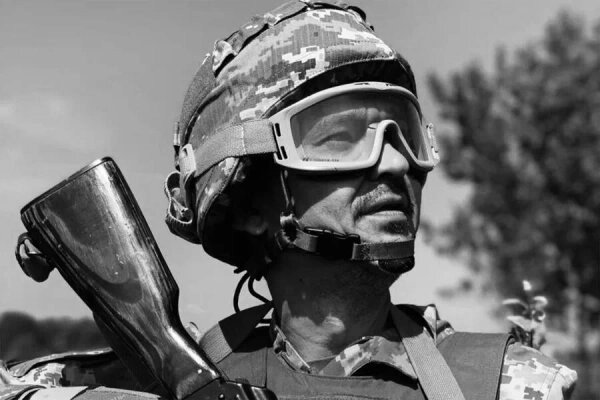 Пётр Великий в униформе ВСУ. Фото © Telegram / Политика страны