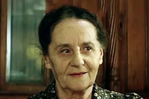 Эда Урусова (Агнесса Ивановна). Кадр из фильма «Курьер»