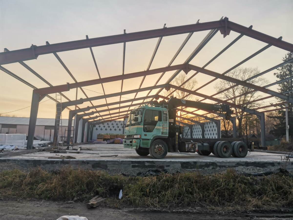 Металлоконструкция склада смонтированная в пригороде Хабаровска