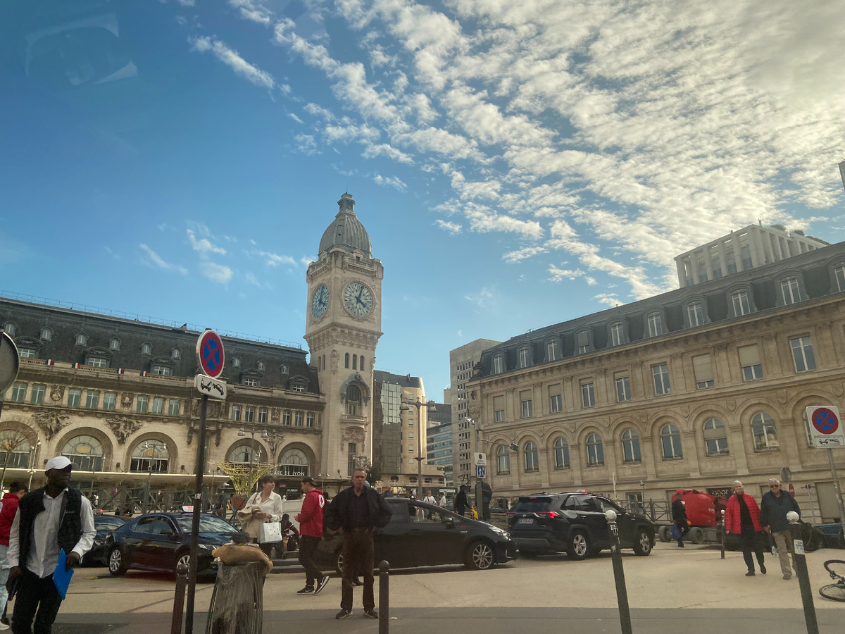 Лионский вокзал (Gare-de-Lyon).