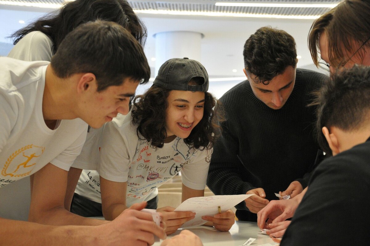 Листайте вправо, чтобы увидеть больше изображений