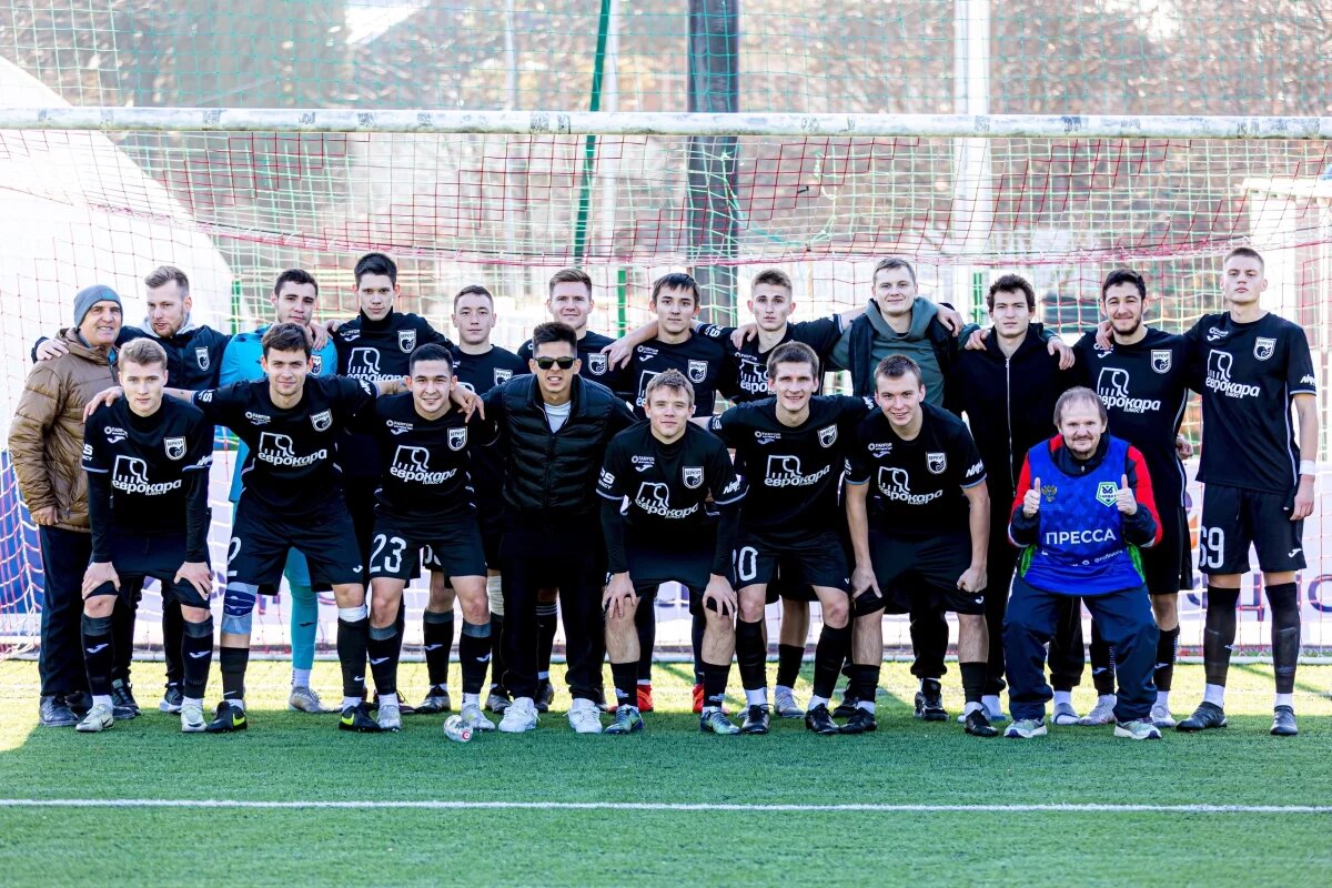    Футболисты БИФка вышли в четвертьфинал Финала Общероссийского дивизиона