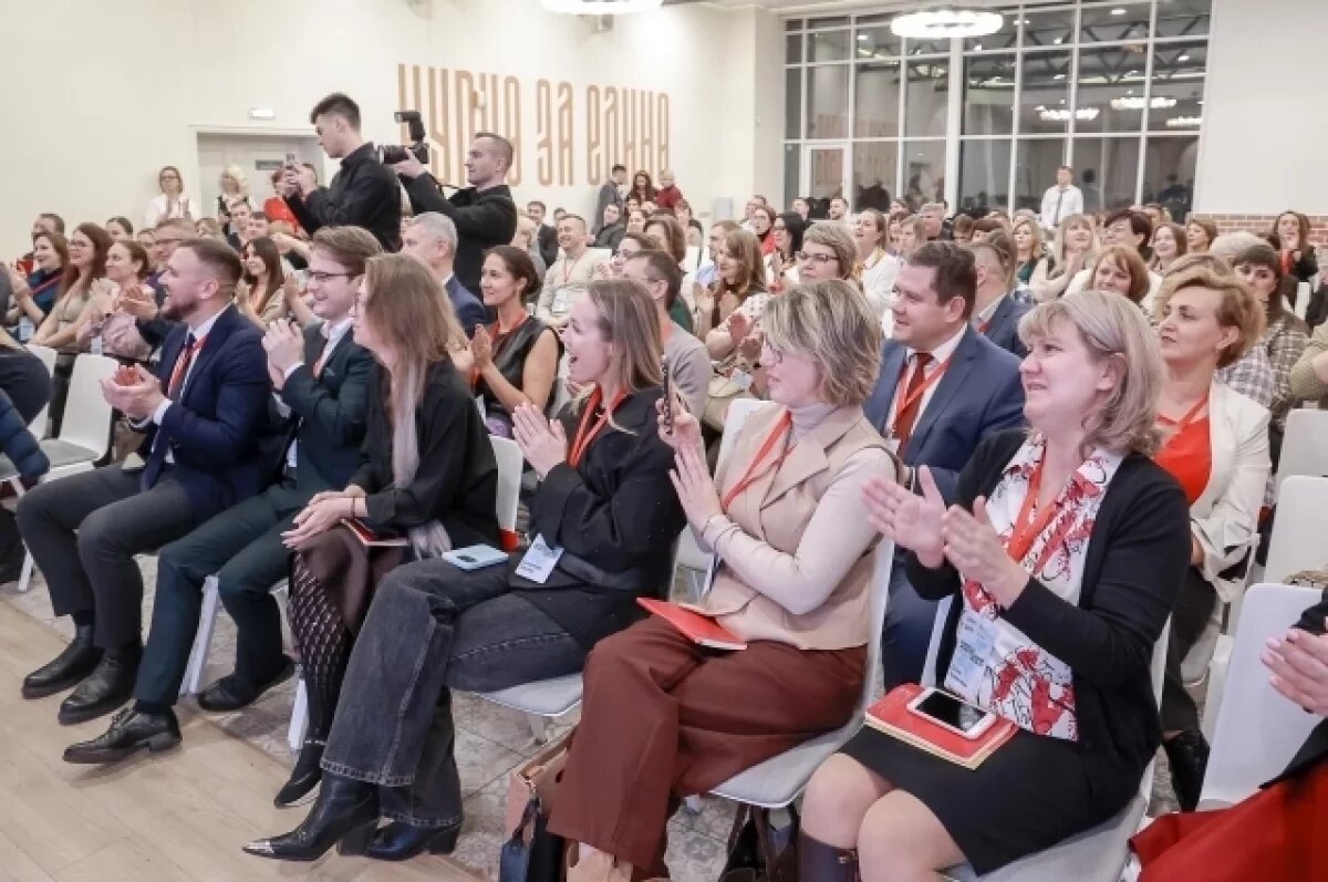    Мэр Нижнего Новгорода Юрий Шалабаев встретился с молодыми лидерами региона