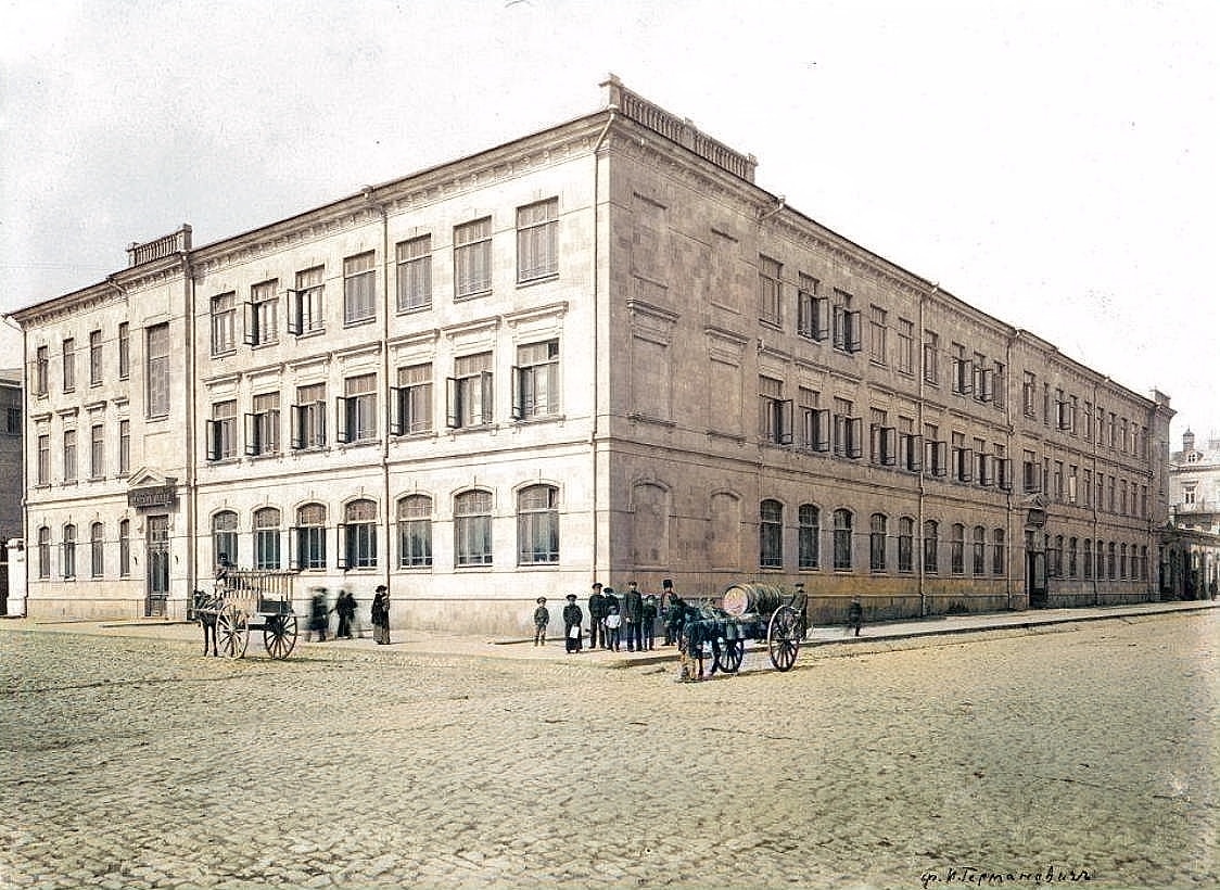 1915