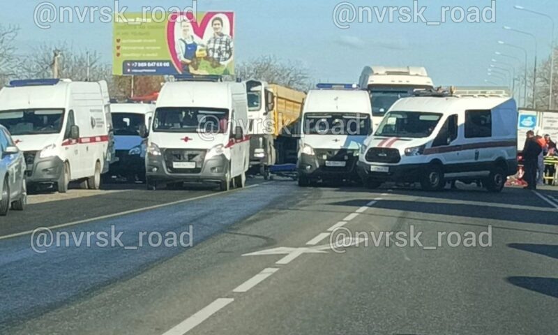    Фото t.me/nvrsk_road