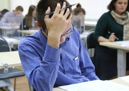    Чиновники Рособрнадзора выступили против отмены ОГЭ