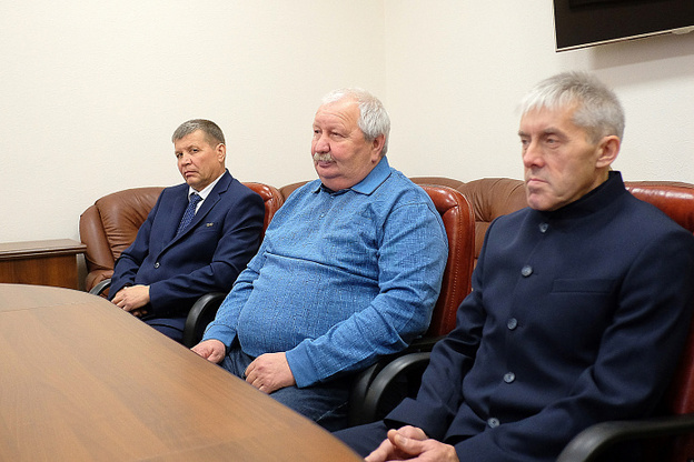    Жители Кировской области получили знак «Заслуженный работник транспорта»