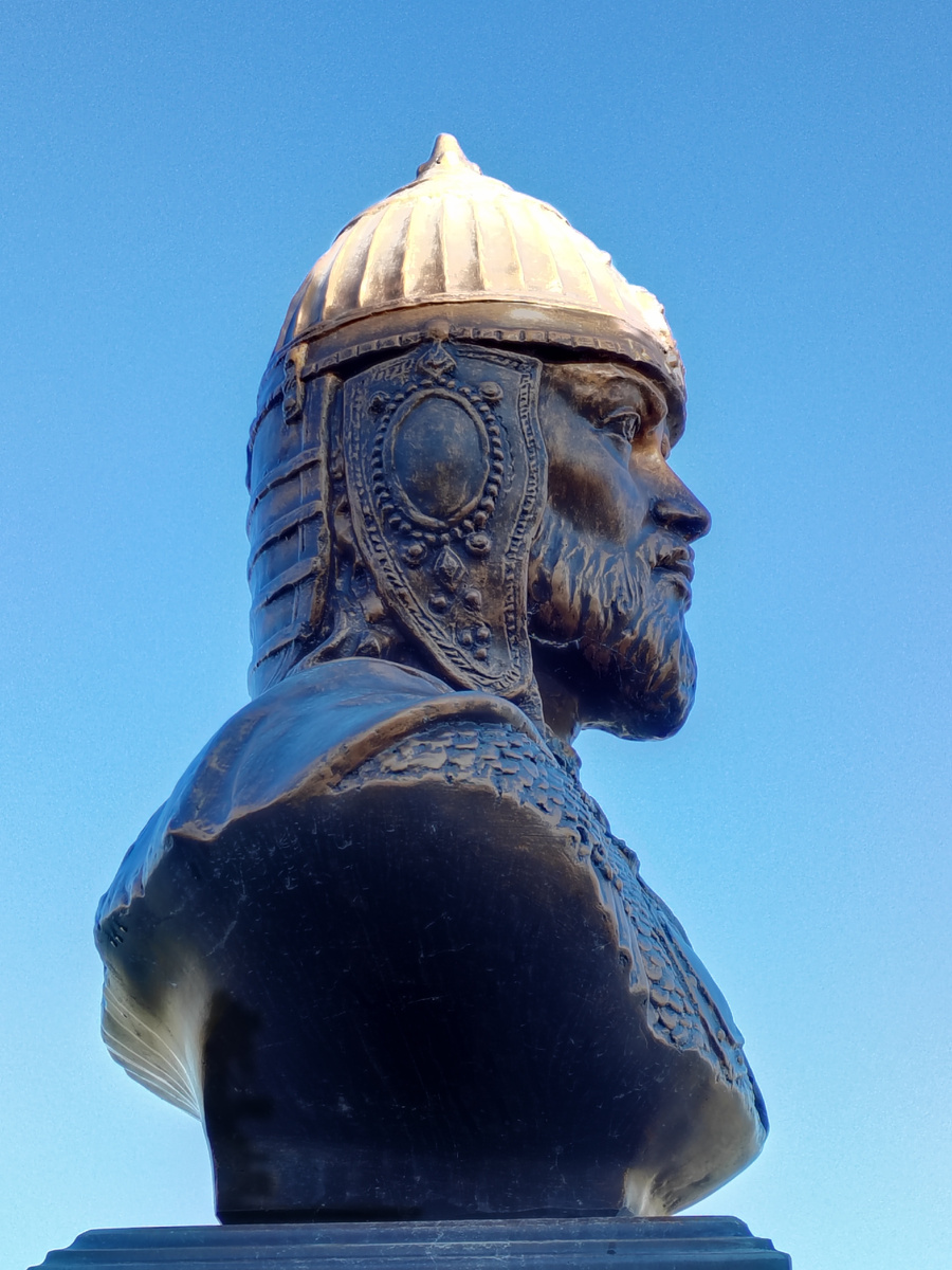 Памятник Александру Невскому. Астрахань, 2024 г.