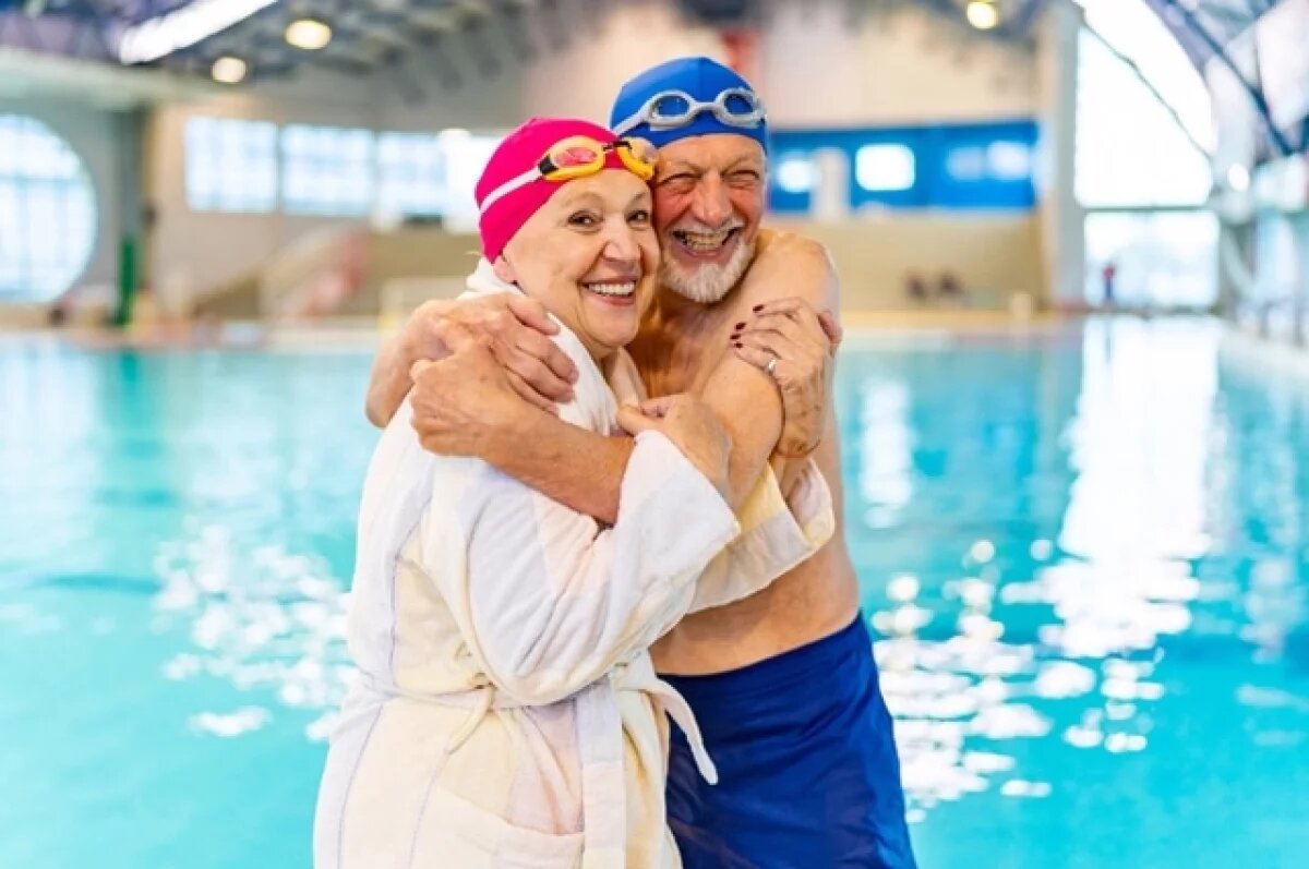    Врач Кондрахин: людям после 50 лет стоит начать заняться плаванием