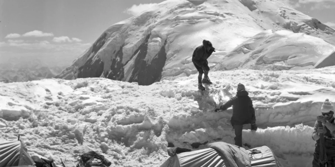 Роковая лавина 1990 года: 43 жизни и уроки пика Ленина. История, изменившая мир горных путешествий