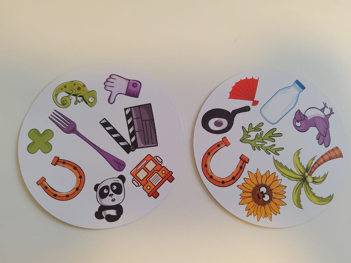 А Вы найдëте совпадения на этих карточках? 