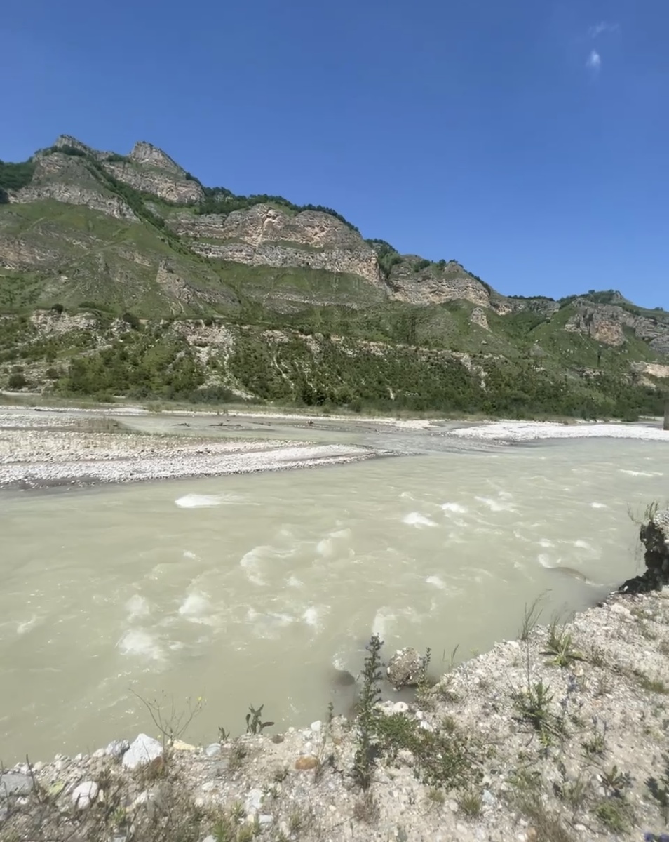 горная река Баксан