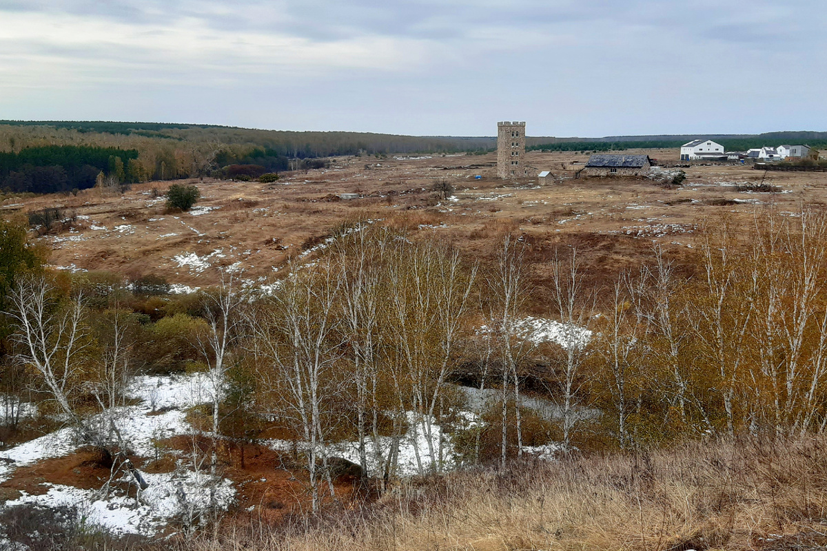 Деревни Терешата, где жил Говорухин, тоже давно уже не существует. Сейчас на её месте расположено одноименное фермерское хозяйство