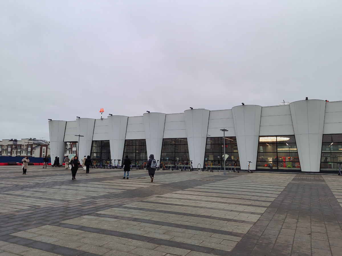 Станция Физтех, от которой отходит автобус до Дубны