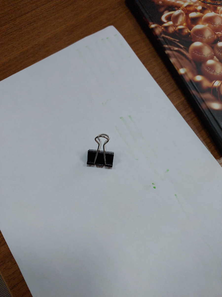 Защепка для стопки бумаг