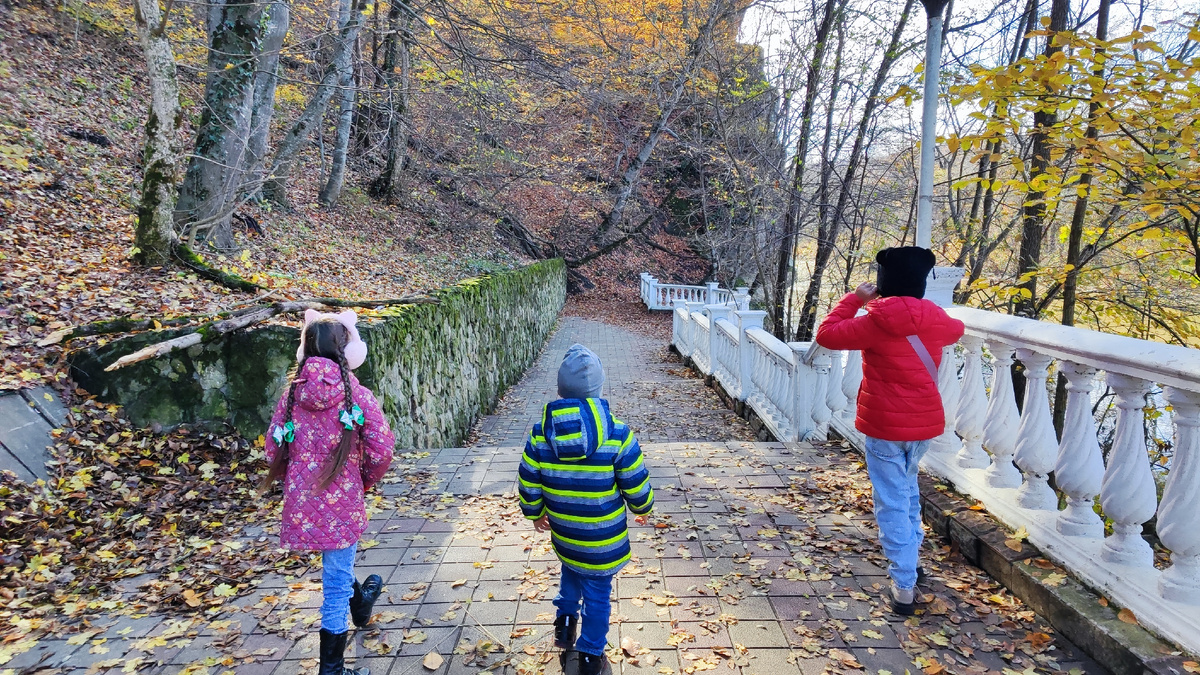 Мои детишки. В Горячем Ключе