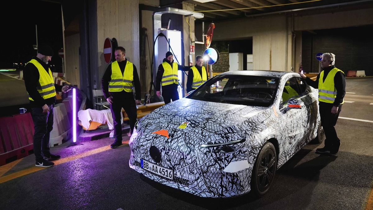 Mercedes-Benz CLA