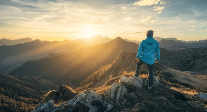 Прикладывая усилия, мы все лучше понимаем, что значит жить в соответствии с Волей Бога