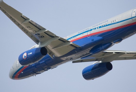    Самолет Ту-214