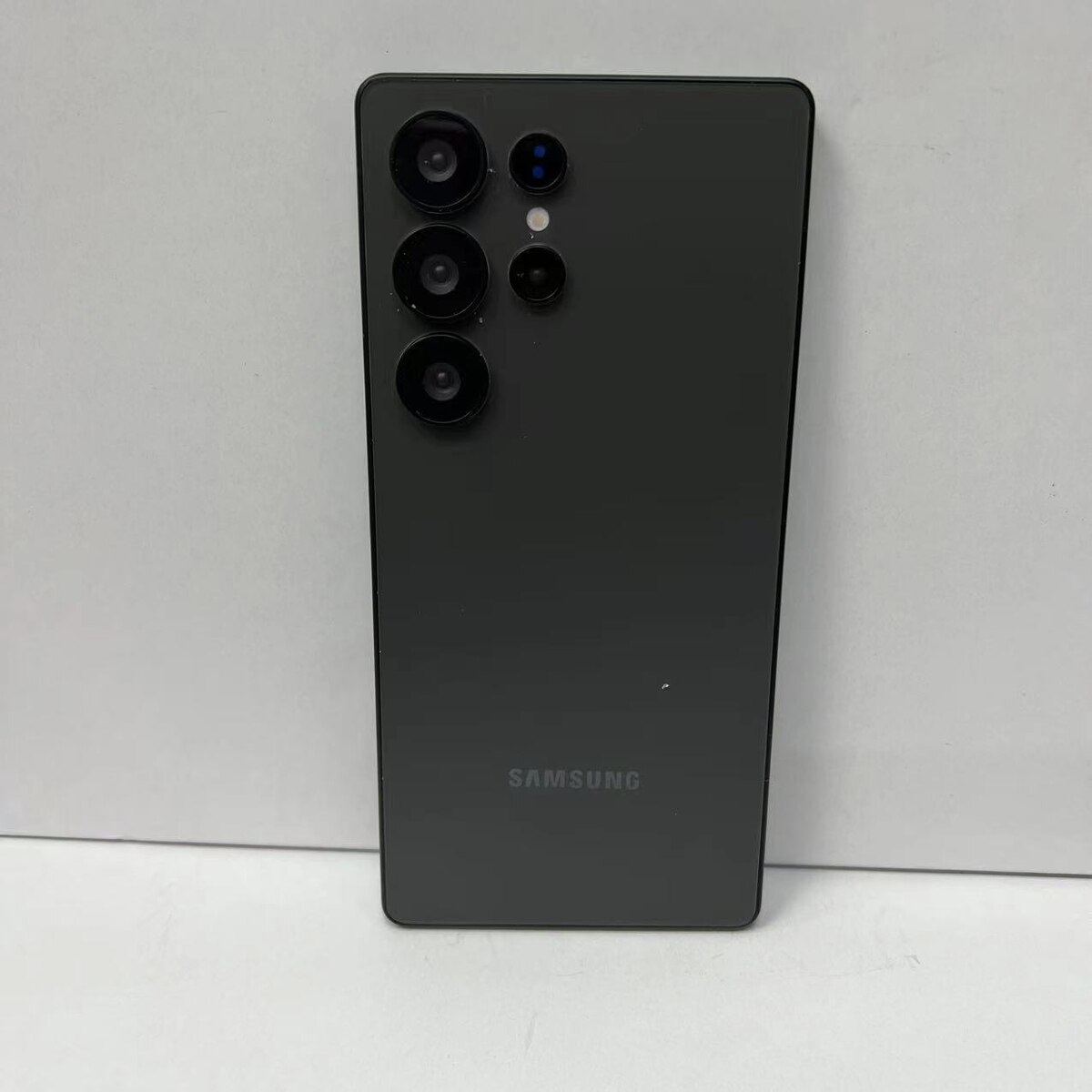 Фото: OnLeaks  📷
