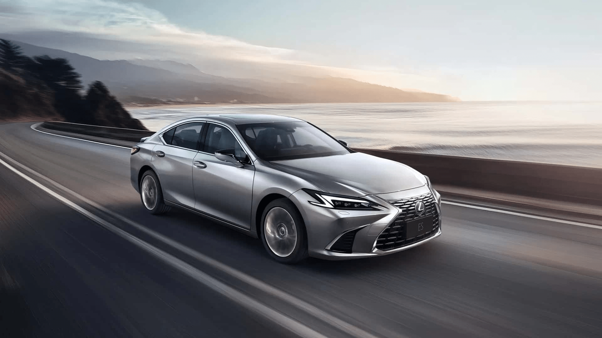 Lexus ES