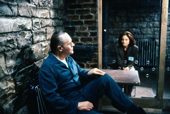 *Источник:  Кадр из фильма: «Молчание ягнят»