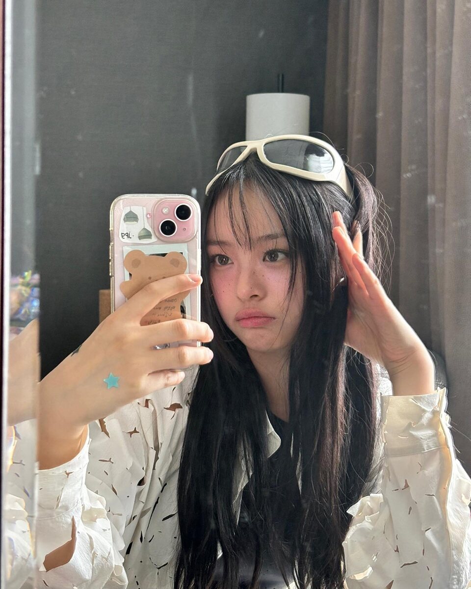    Ханни из NewJeansСоцсети