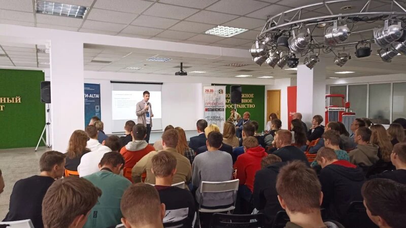     Стартап-сессия молодых технологических предпринимателей «НТИ-ALTAI». Софья Комарова