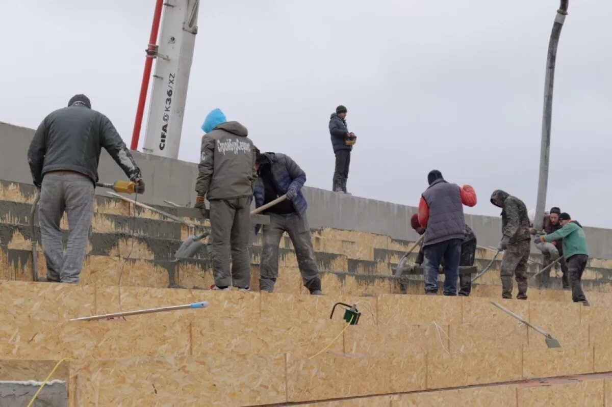    «Работы ведутся в срок»: Трутнев проверил ход восстановления городов в ДНР