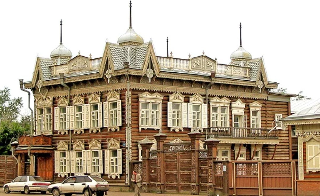 Дом купца файнберга иркутск. Дом купцов шастиных. Фридриха энгельса 21 иркутск. Дома купцов иркутска. Усадьба шастиных иркутск.