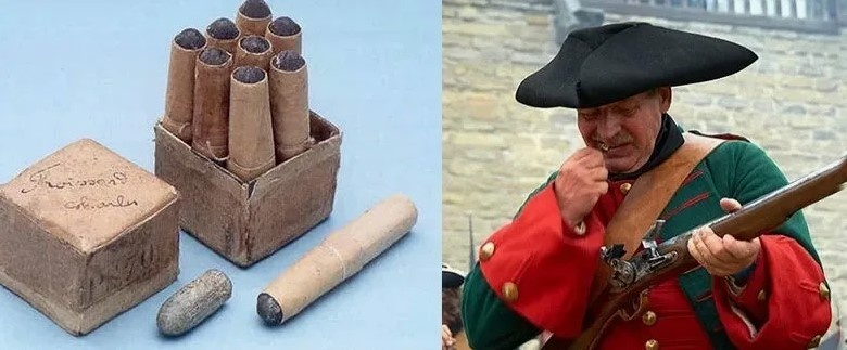 Бумажные трубочки с навеской пороха и пулей (листай вправо) 