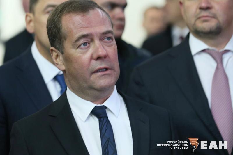    ЕАН / Дмитрий Медведев, возможно, посетит Нижний Тагил и Каменск-Уральский
