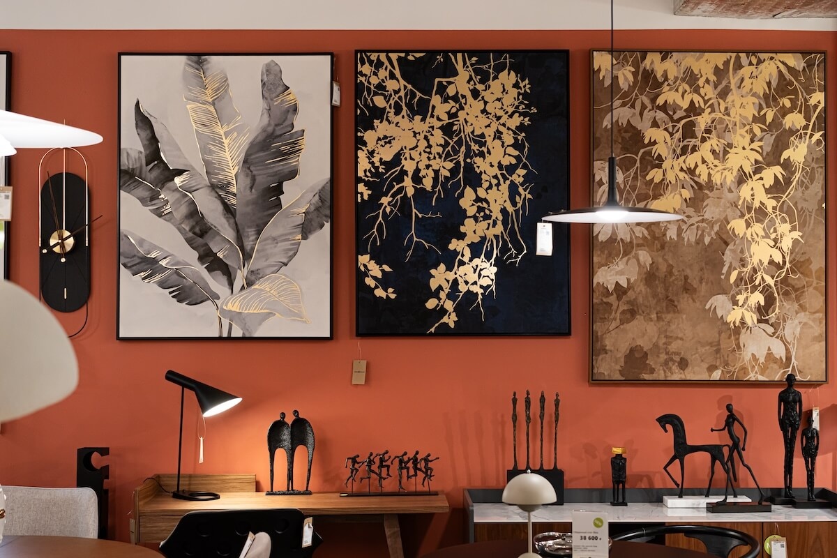 Правильное освещение добавляет уюта в интерьер