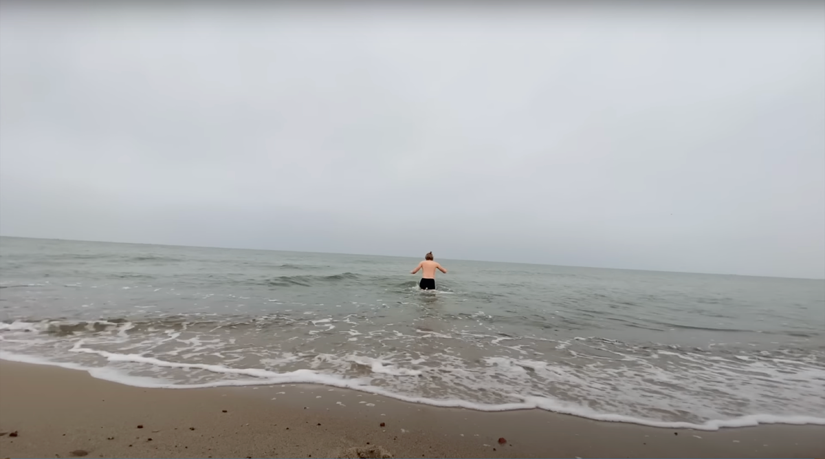 Вода холодная