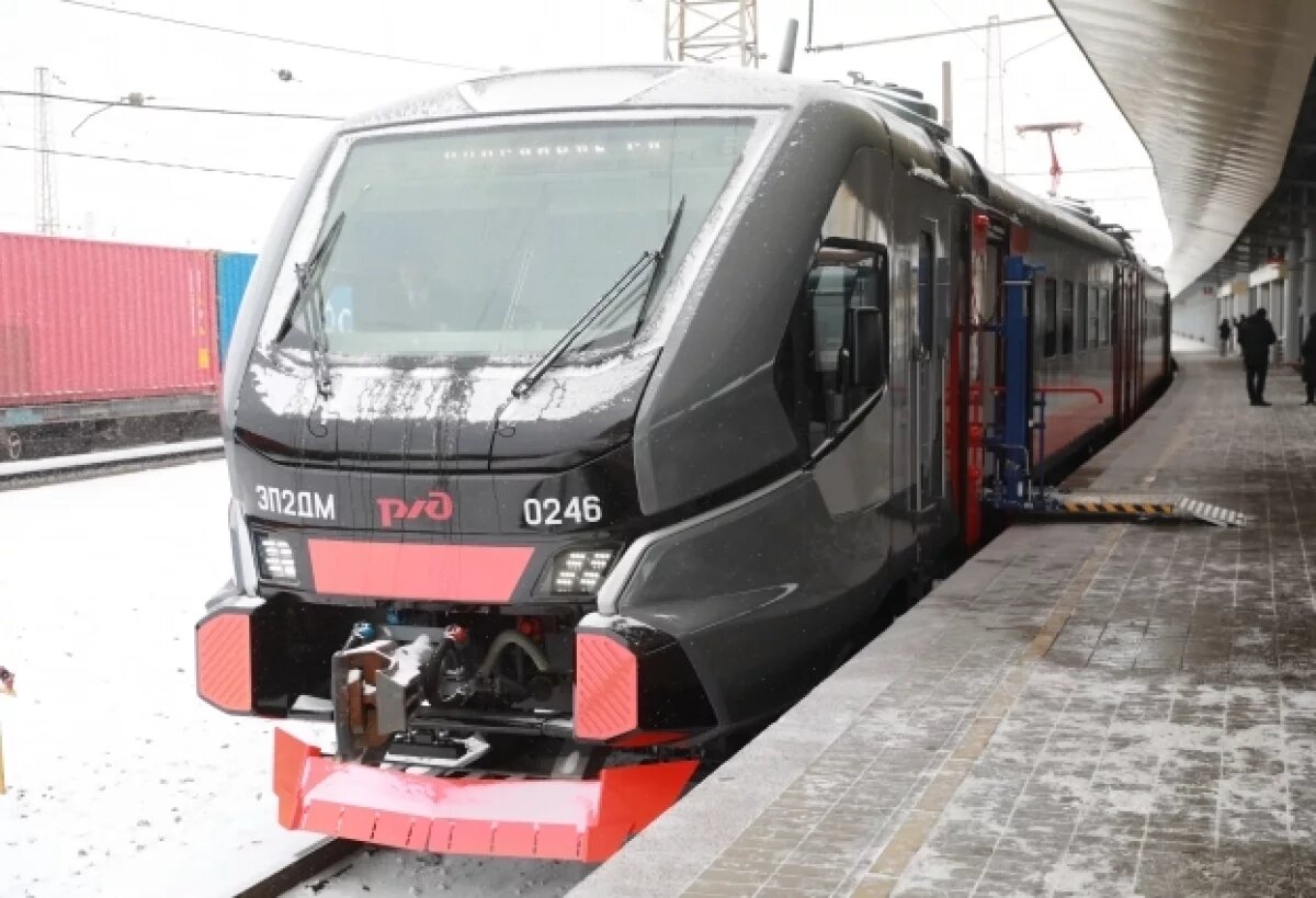    В Ярославле и Костроме раскуплены билеты в Петербург на предновогодние даты