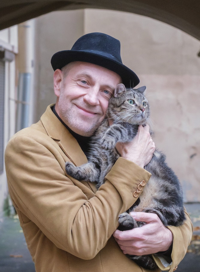    Билли Новик и кот Морфеус.Алёна Бобрович