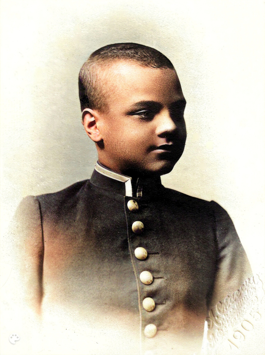 1898 - 1899 - Гимназист Африкан Криштофович