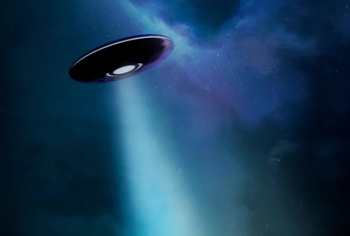    Пентагон опубликовал отчет о 757 сообщениях о НЛО за последний год