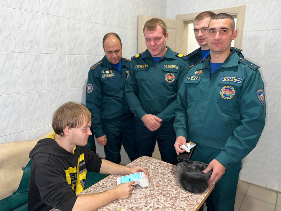     Сотрудники Копыльского РОЧС выбирают "Слава працы"