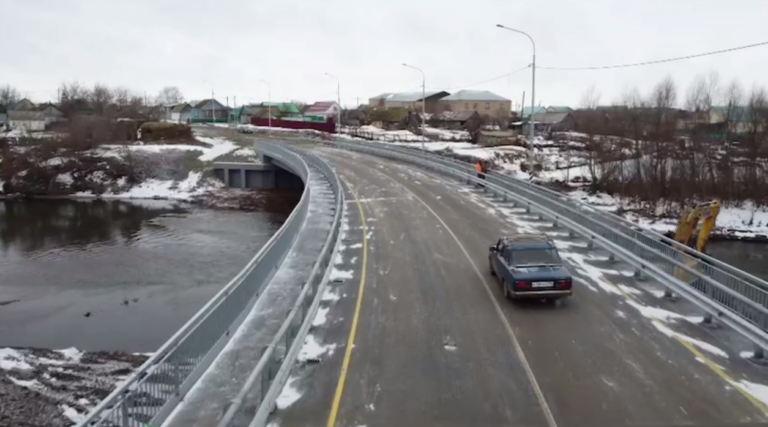    Денис Паслер: Строители завершили капремонт моста через реку Дема в Пономаревском районе Кристина Просвиркина