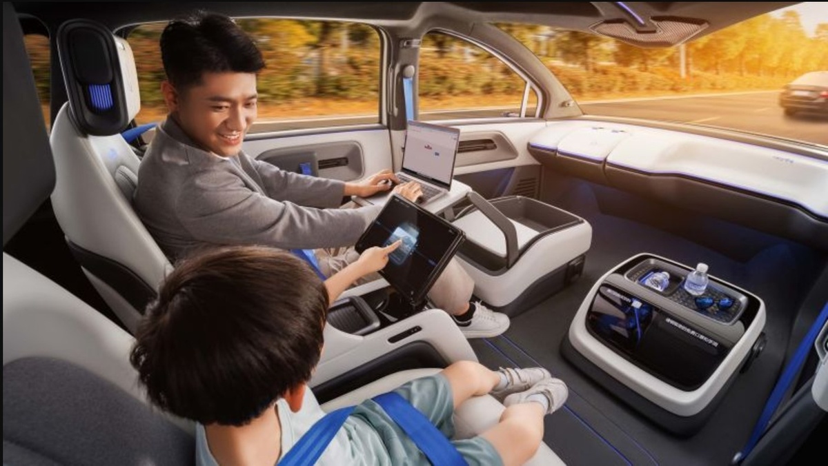 Беспилотное будущее уже здесь: Baidu запускает серийное такси дешевле $35 000