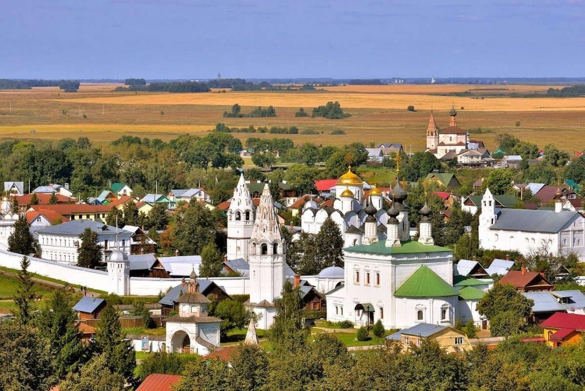 Суздаль. Фото с сайта https://www.culture.ru/events/4236828/virtualnyi-tur-goroda-rossii-suzdal. Взято с Яндекс.Картинки