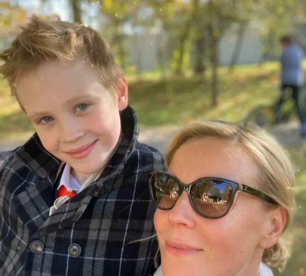    Мария Куликова с сыном, фото: соцсети