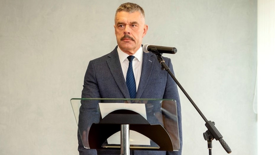    Владимир Любарский при вступлении в должность главы Петрозаводска. Автор фото: adm.gov.karelia.ru