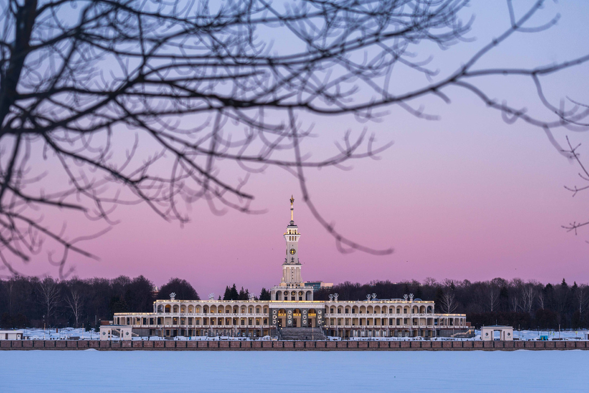 8 сентября, 2024, ©Чепрасова Мария (https://35photo.pro/mavich/), «С днём рождения, Москва!»