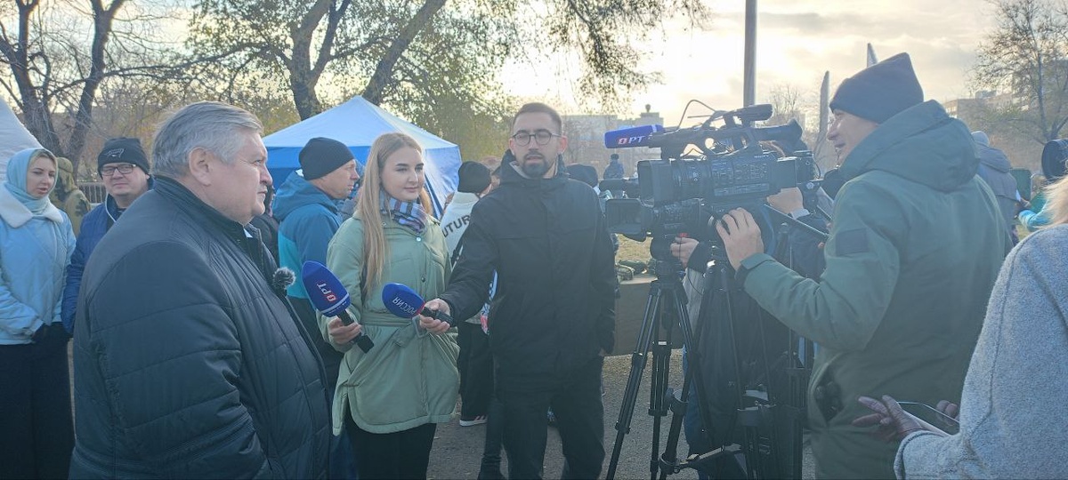  📷    Всех, кто причастен. Юрий Мироненко обратился к оренбуржцам во Всемирный день телевидения Белов Михаил Александрович