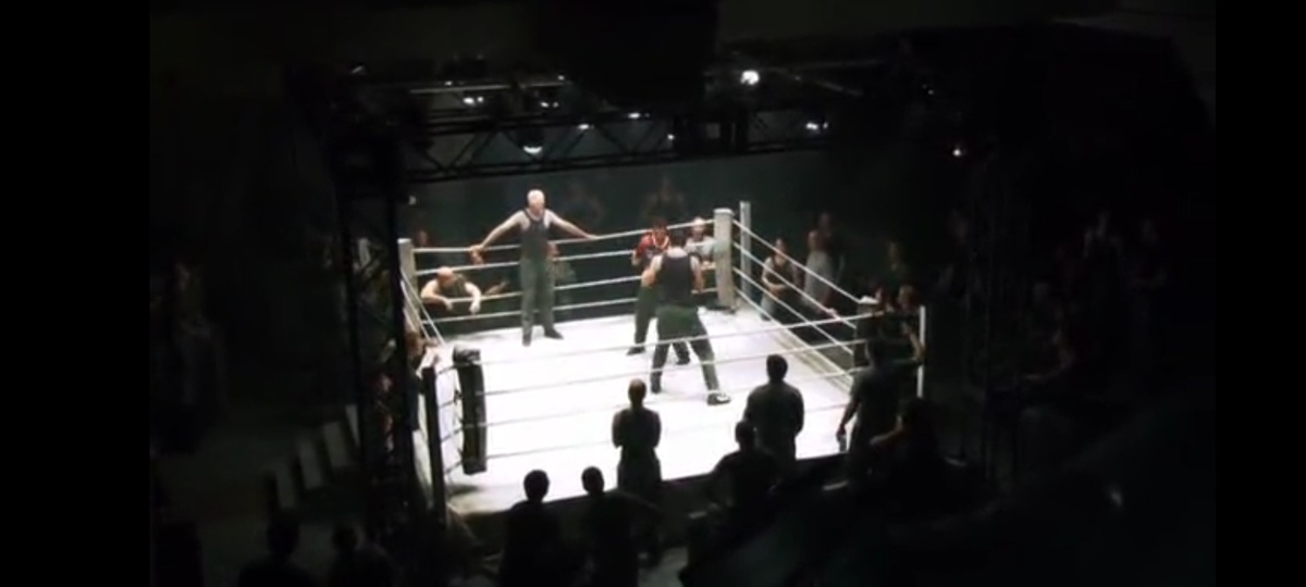 Видимо дела у них в гору идут, раз есть время всем ключевым составом уйти с боевого дежурства 