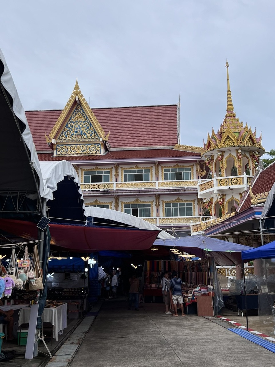 рынок Карон